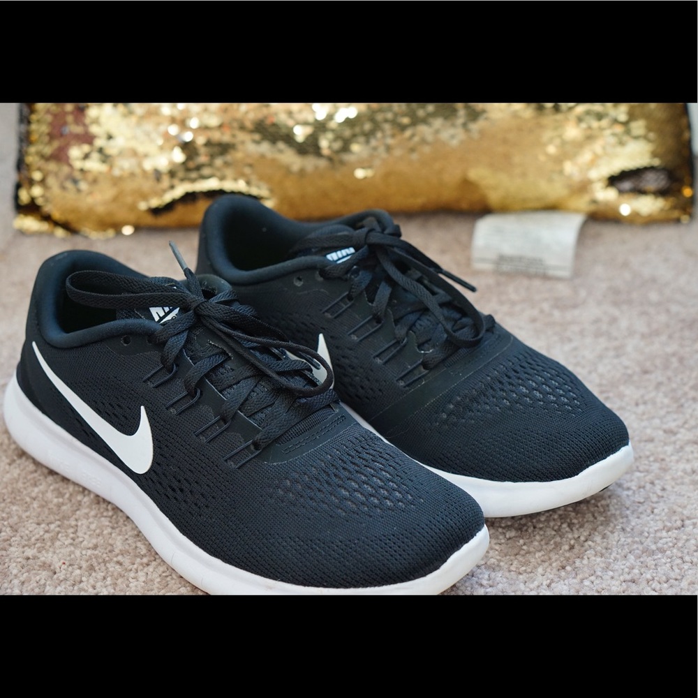 Nike Free Rn (Run) 2017 Sneakers